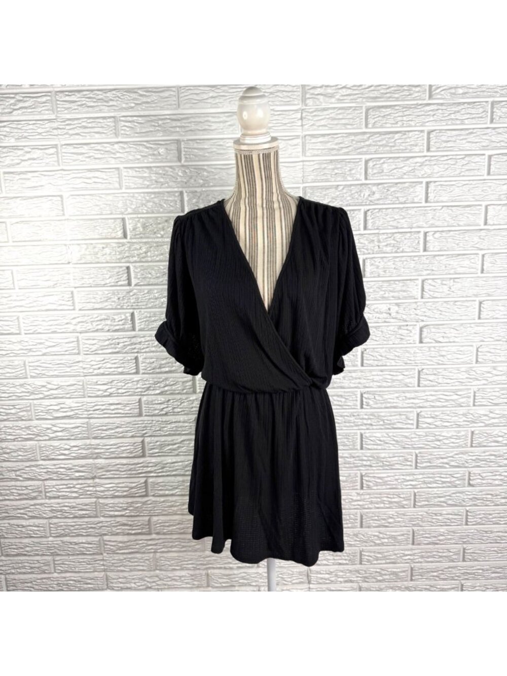 Torrid Black Textured Faux Wrap V-Neck Mini Dress Plus Size 5X NWT